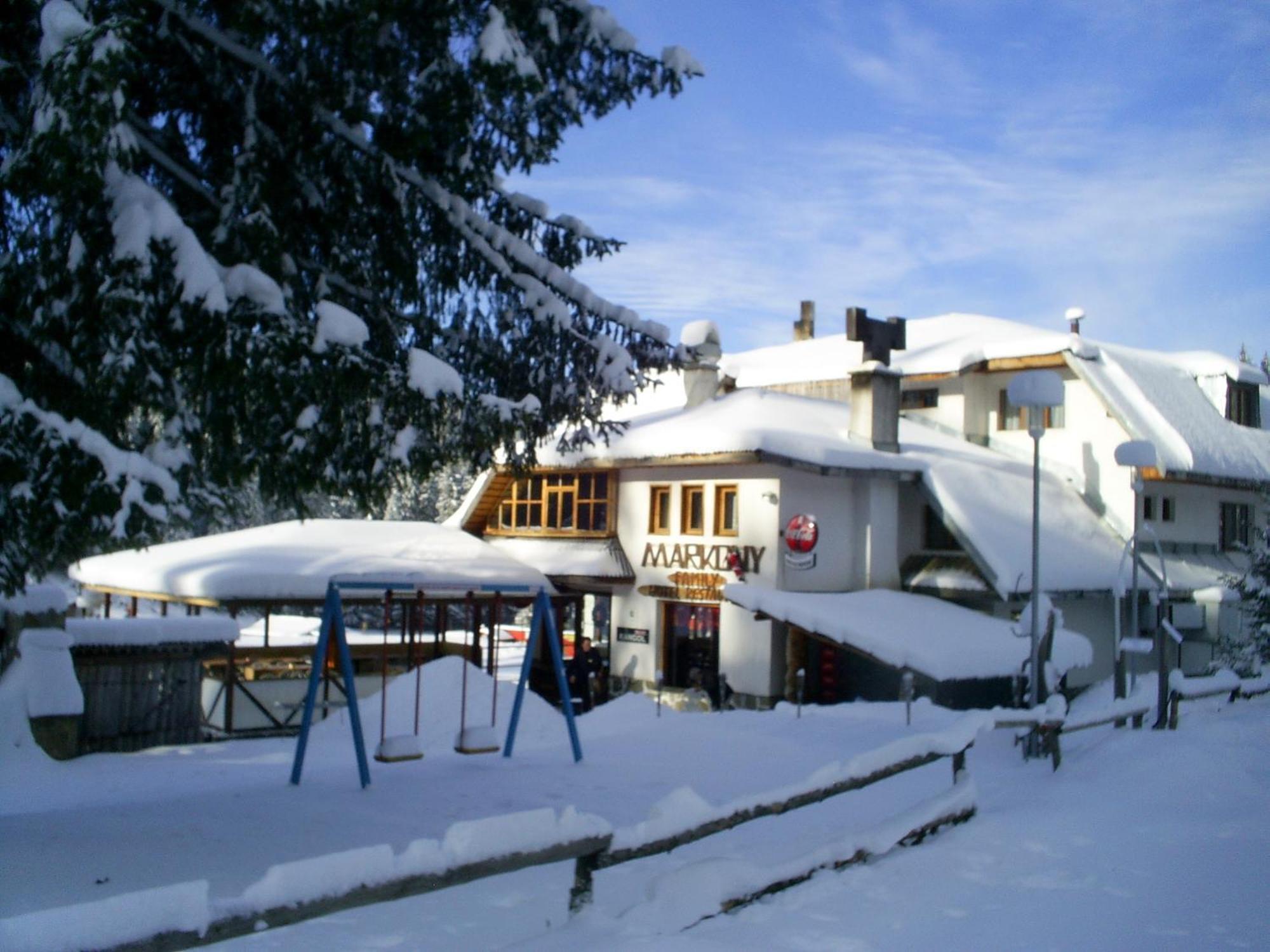 Family Hotel Markony Pamporovo Eksteriør billede